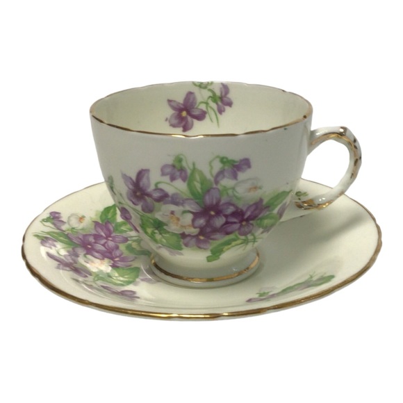 Vintage HM (Lion) SUTHERLAND Bone China Purple Lilac Floral Tea Cup & Saucer - Picture 5 of 14